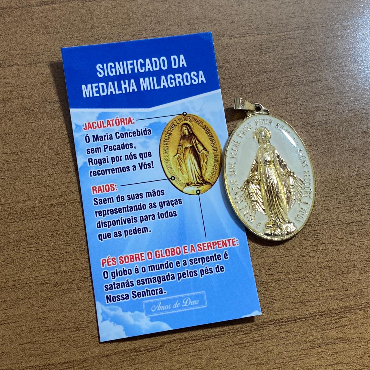 MEDALHA MILAGROSA RESINADA NOSSA SENHORA DAS GRAÇAS BRANCA COM FOLHETO (1 UNIDADE)