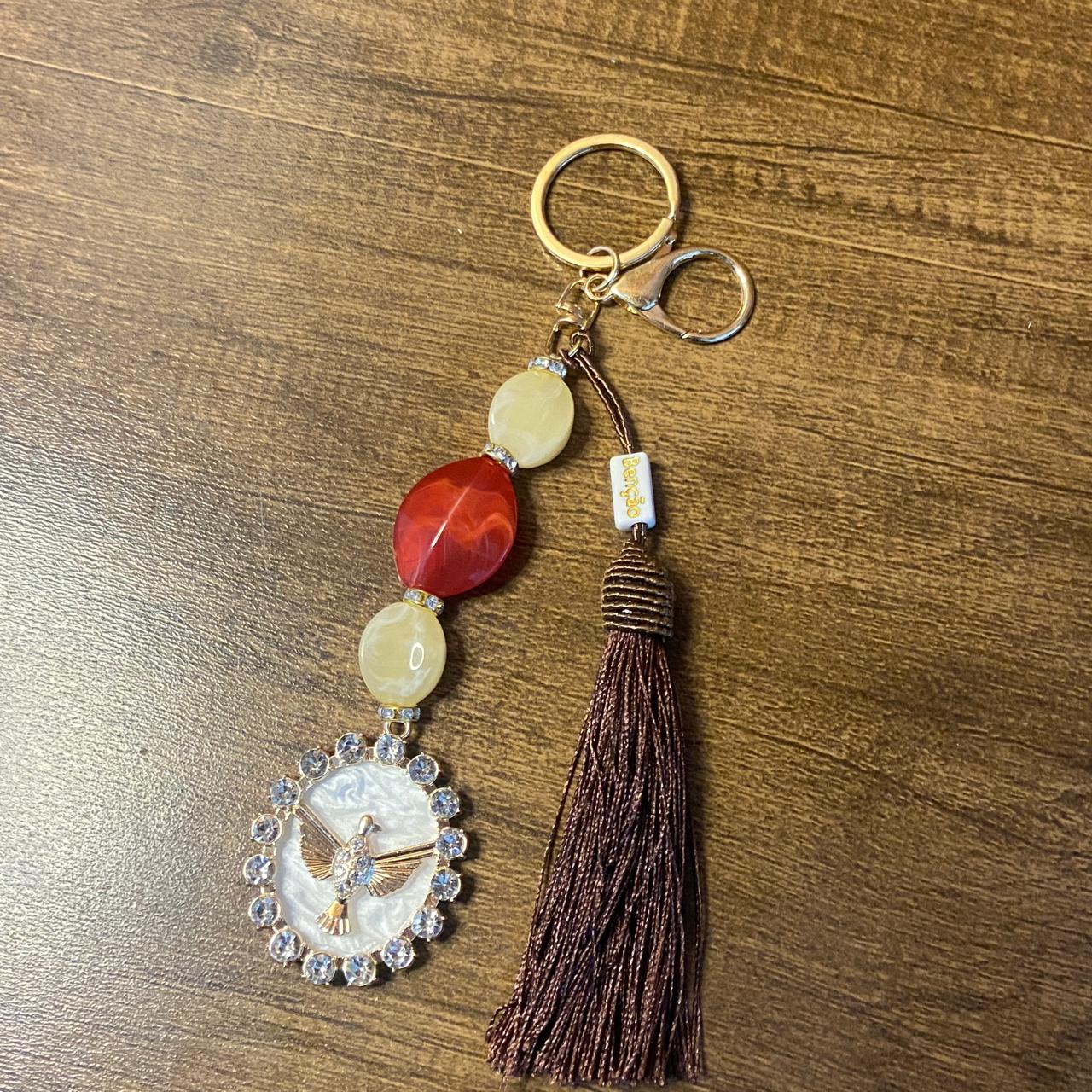 CHAVEIRO DE PEDRARIAS DIVINO ESPÍRITO SANTO COM STRASS MOD4 (1 UNIDADE)