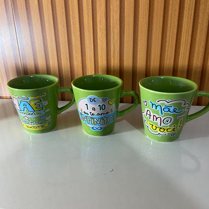XÍCARA VERDE MÃE - FRASES SORTIDAS 120ML (1 UNIDADE)