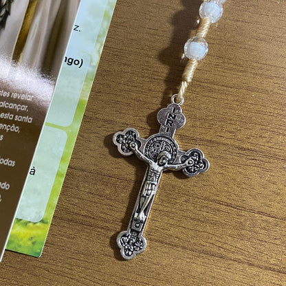 TERÇO ACRÍLICO BRANCO COM FECHO NOSSA SENHORA DE FÁTIMA MOD1 08MM (1 UNIDADE)