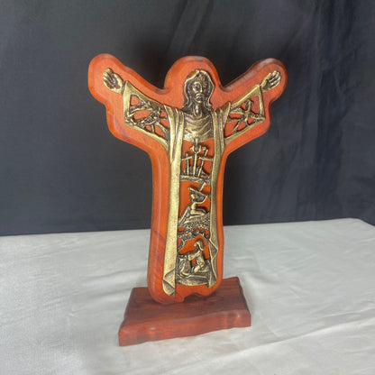 ADORNO DE MESA MADEIRA CRISTO RESSUSCITADO METAL OURO VELHO 21,5CM (1 UNIDADE)