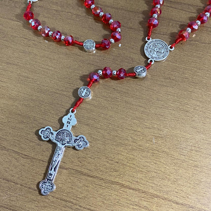TERÇO CRISTAL MEDALHA DE SÃO BENTO 6MM VERMELHO (1 UNIDADE)