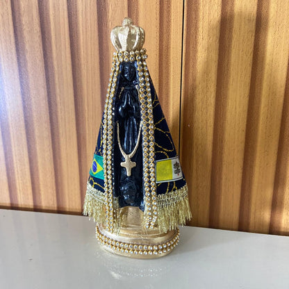 IMAGEM DE GESSO NOSSA SENHORA APARECIDA COM MANTO E STRASS 15CM (1 UNIDADE)