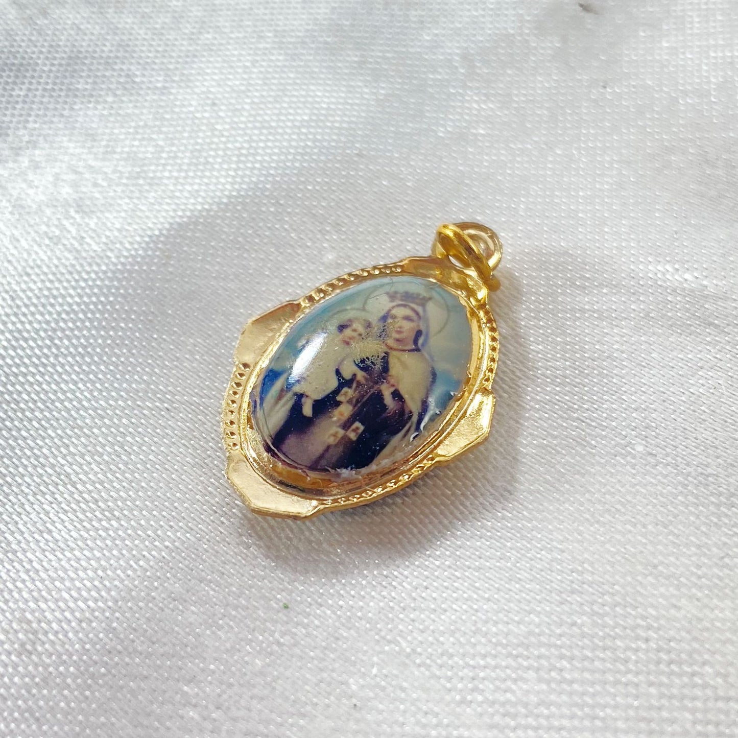 MEDALHA ALUMÍNIO NOSSA SENHORA DO CARMO E SAGRADO CORAÇÃO DE JESUS (36 UNIDADES)