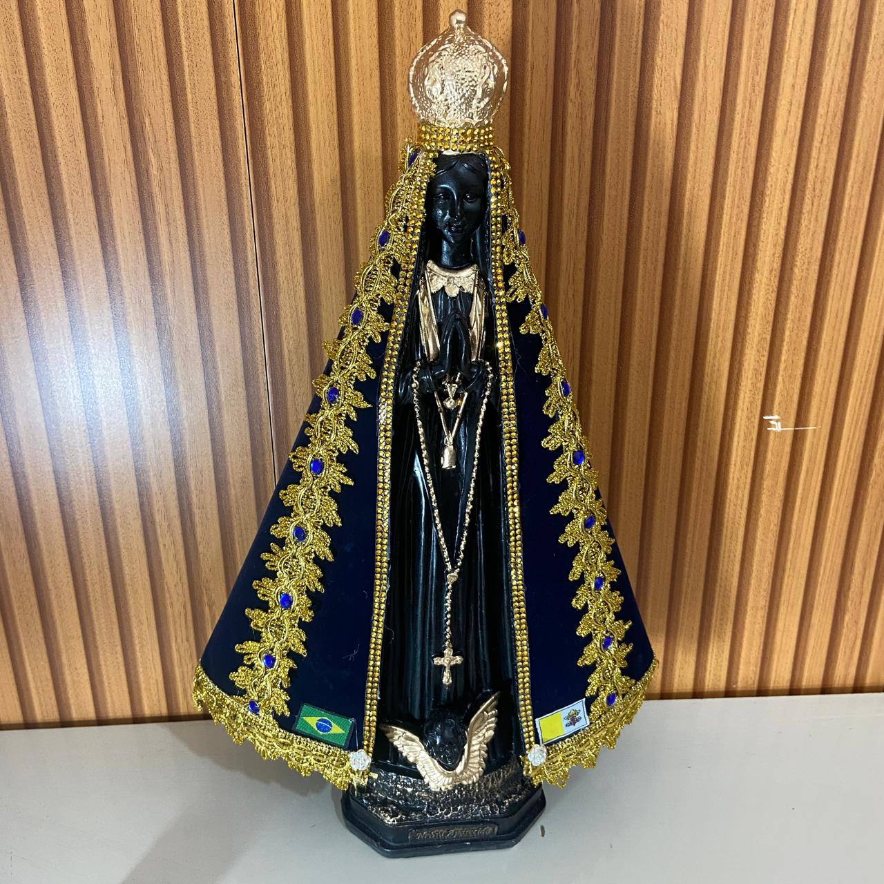 IMAGEM DE GESSO NOSSA SENHORA APARECIDA COM MANTO MOD2 45CM (1 UNIDADE)