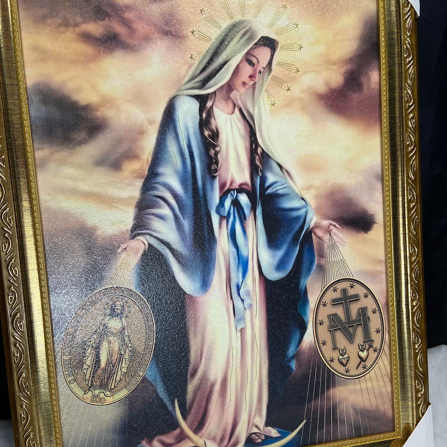 QUADRO COM MOLDURA RESINADO NOSSA SENHORA DAS GRAÇAS 45CMX35CM (1 UNIDADE)