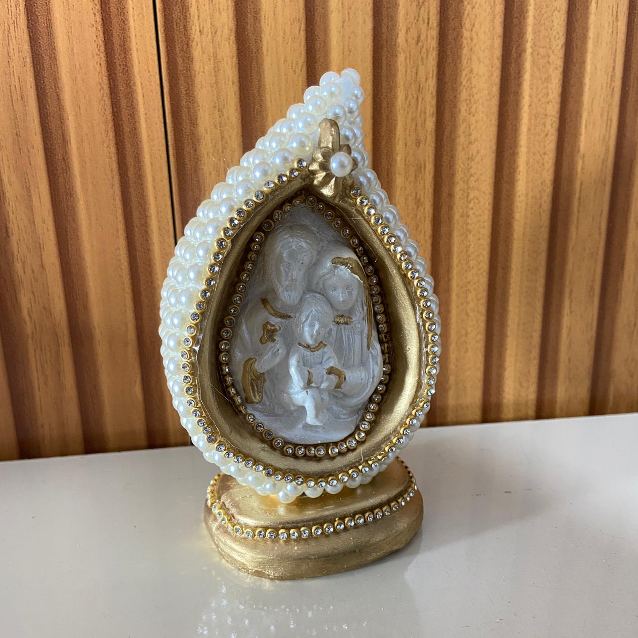 IMAGEM DE GESSO GOTA SAGRADA FAMÍLIA PÉROLA BRANCA COM STRASS 14CM (1 UNIDADE)