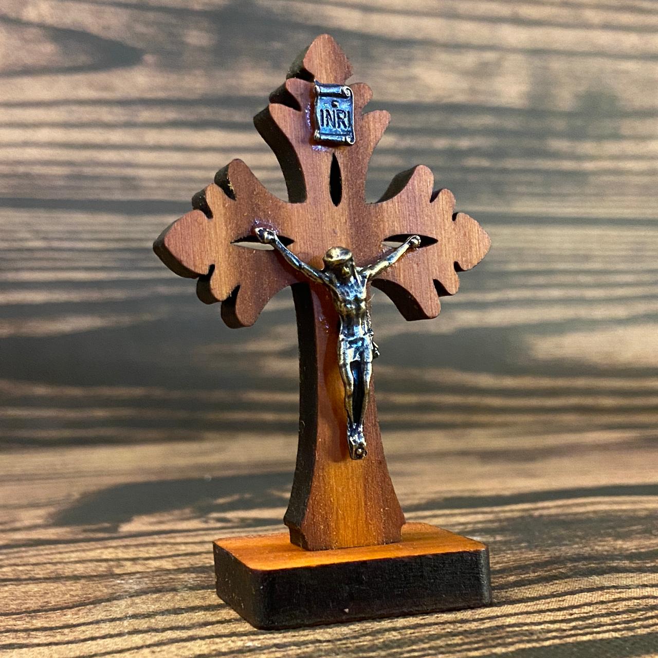 CRUCIFIXO MADEIRA DE MESA 9,5 CM (1 UNIDADE)