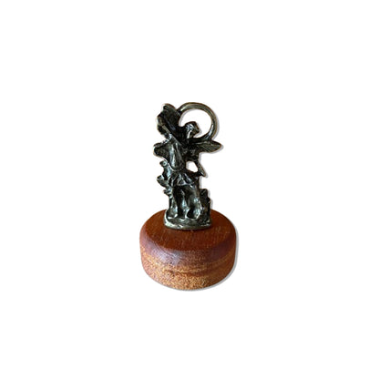 IMAGEM DE MESA METAL OURO VELHO SÃO MIGUEL ARCANJO BASE DE MADEIRA 5CM (1 UNIDADE)