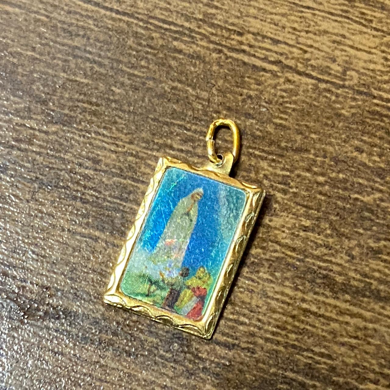 MEDALHA ALUMINIO QUADRADA NOSSA SENHORA DE FÁTIMA  (12UNIDADES)