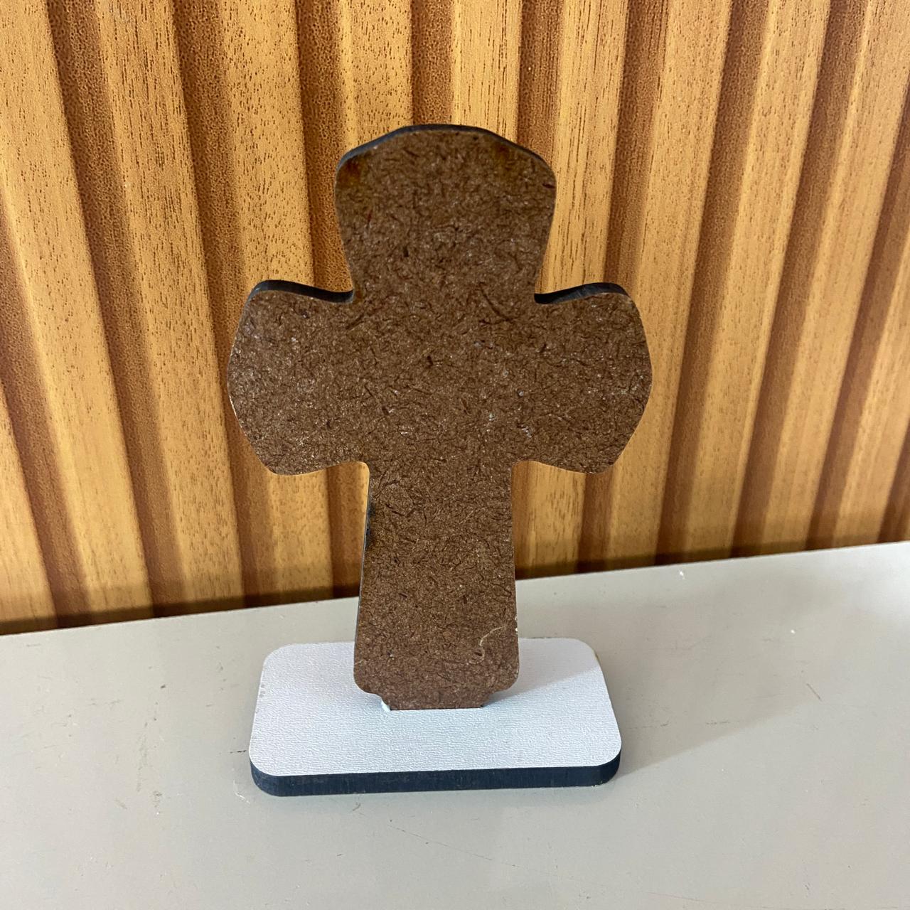 IMAGEM DE MESA MDF CRUZ RESINADA SÃO MIGUEL ARCANJO (1 UNIDADE)