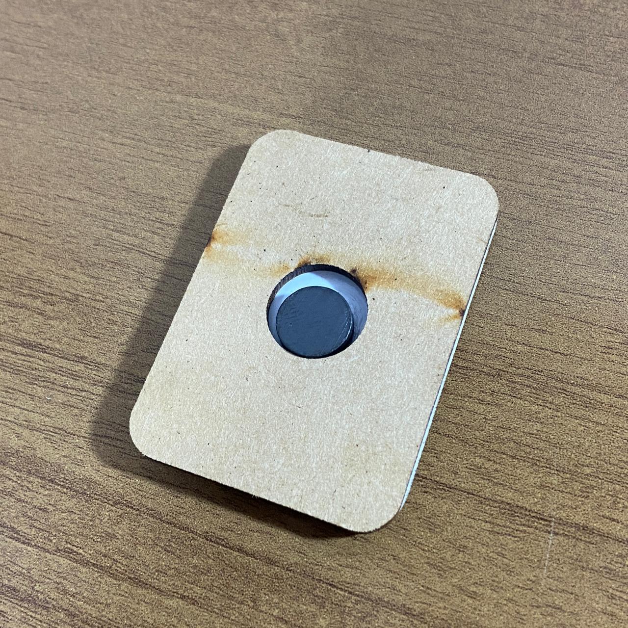 IMÃ MDF QUADRADO RESINADO NOSSA SENHORA DE NAZARÉ (3 UNIDADES)