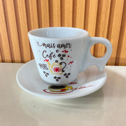 XÍCARA COM PIRES MAIS AMOR E CAFÉ 200ML (1 UNIDADE)