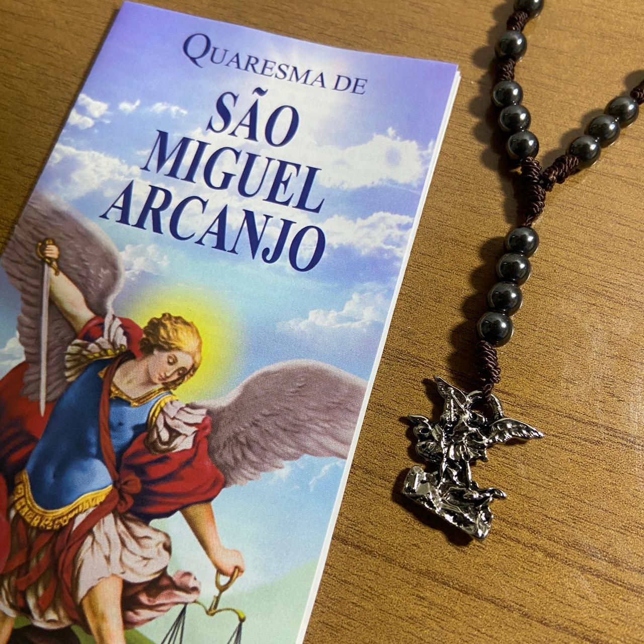 TERÇO DE HEMATITA SÃO MIGUEL ARCANJO 6MM (3 UNIDADES)