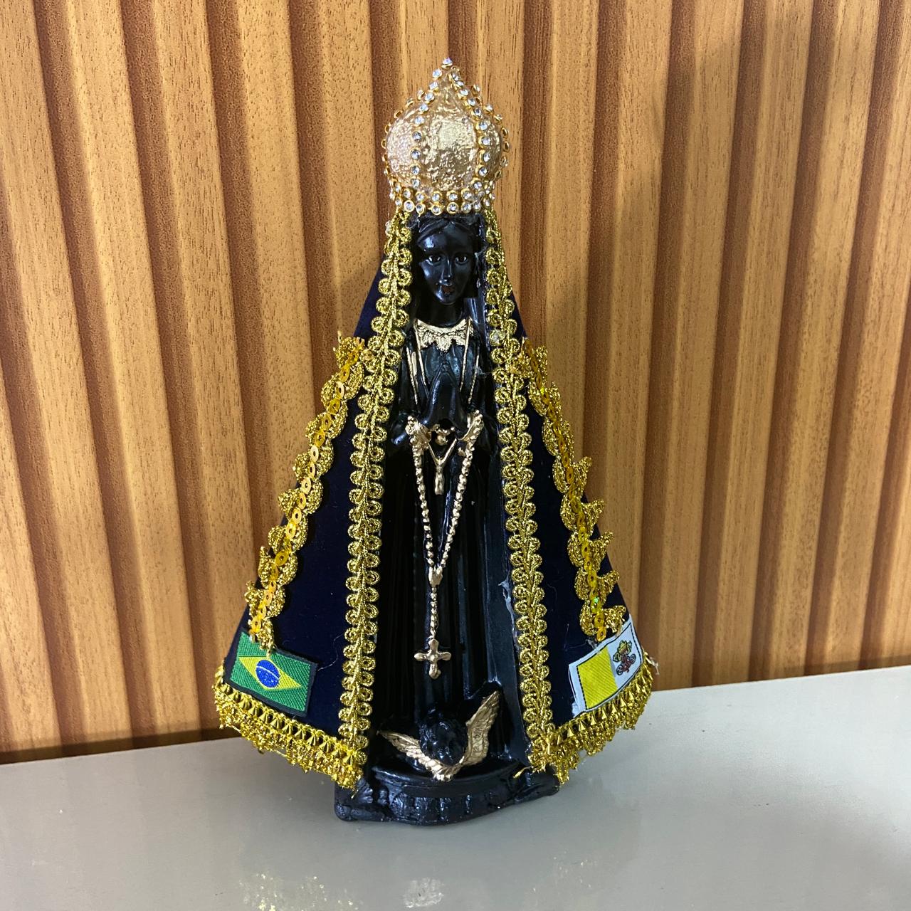 IMAGEM DE GESSO NOSSA SENHORA APARECIDA COM MANTO E STRASS 22CM (1 UNIDADE)