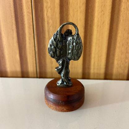 IMAGEM DE MESA METAL OURO VELHO SÃO GABRIEL ARCANJO BASE DE MADEIRA 5,5CM (1 UNIDADE)