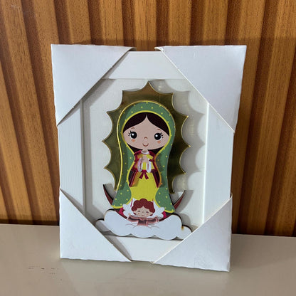 QUADRO MDF NOSSA SENHORA DE GUADALUPE INFANTIL COM ACRÍLICO 16,2CMX 13CM (1 UNIDADE)