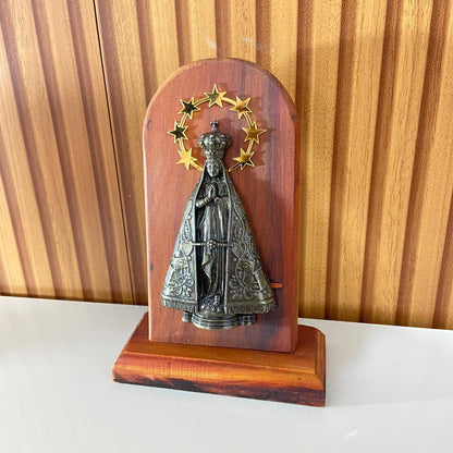 ADORNO DE MESA MADEIRA NOSSA SENHORA APARECIDA 19CM (1 UNIDADE)