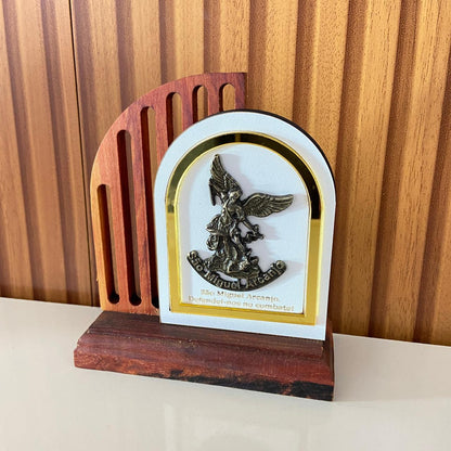 ADORNO DE MESA MADEIRA SÃO MIGUEL ARCANJO DE METAL 14CM(1 UNIDADE)