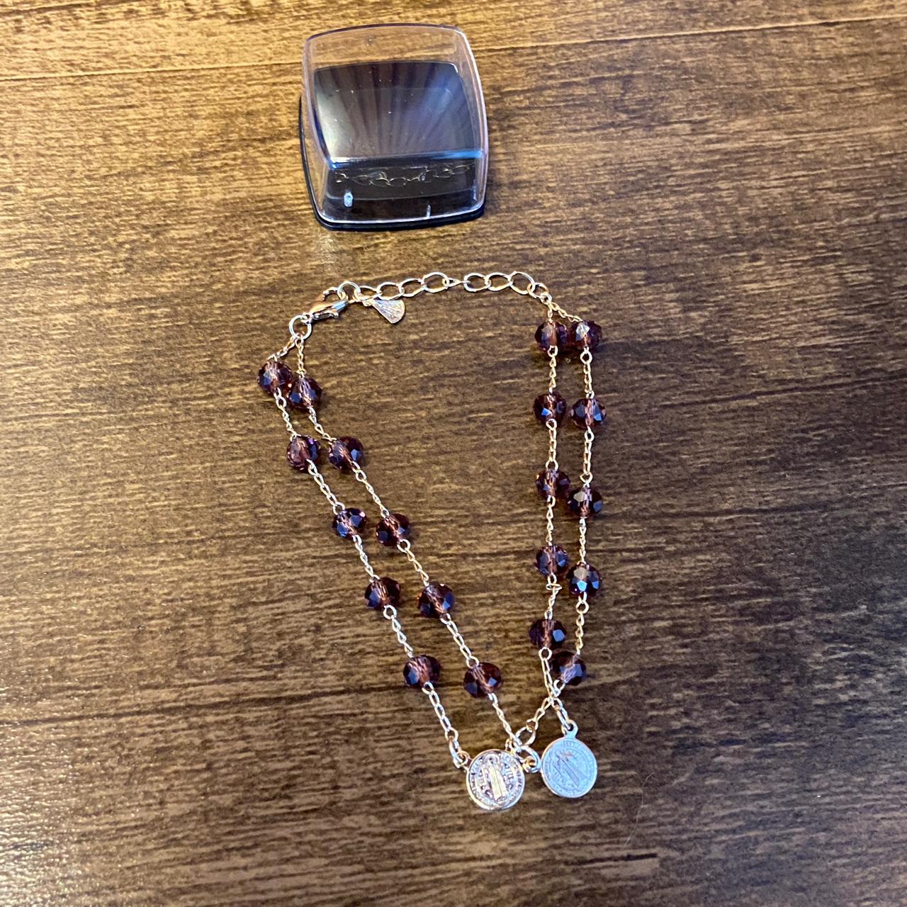 PULSEIRA ESCAPULÁRIO CRISTAL VINHO TRANSPARENTE MEDALHA SÃO BENTO  (3 UNIDADES)