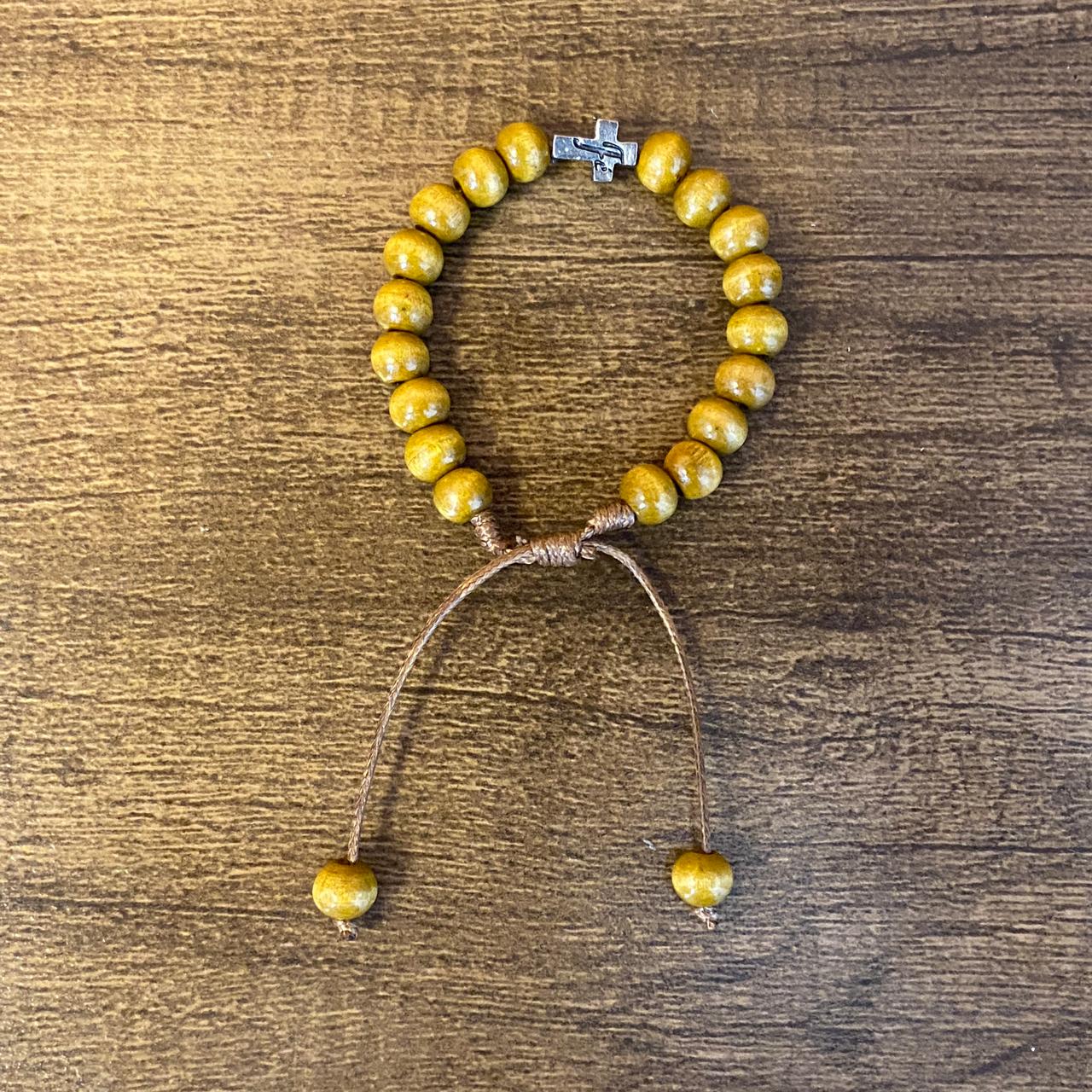 PULSEIRA DE MADEIRA MARROM REGULAVEL FÉ (3 UNIDADES)