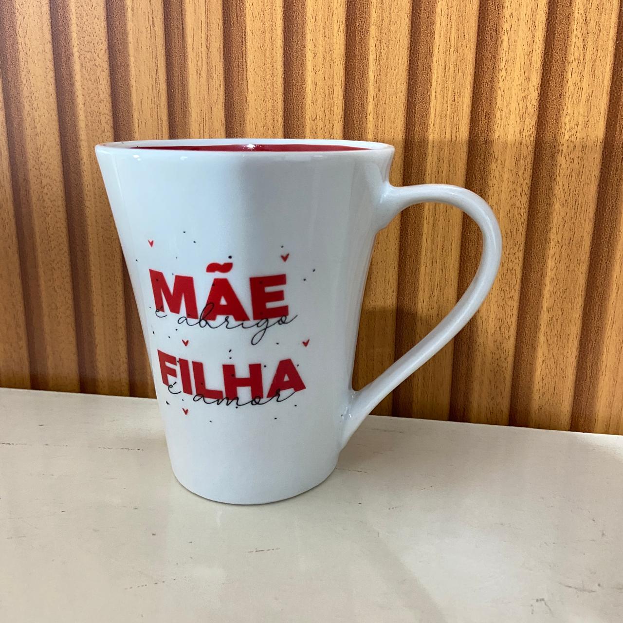 CANECA BRANCA DE PORCELANA MÃE É ALEGRIA FILHA É AMOR (1 UNIDADE)