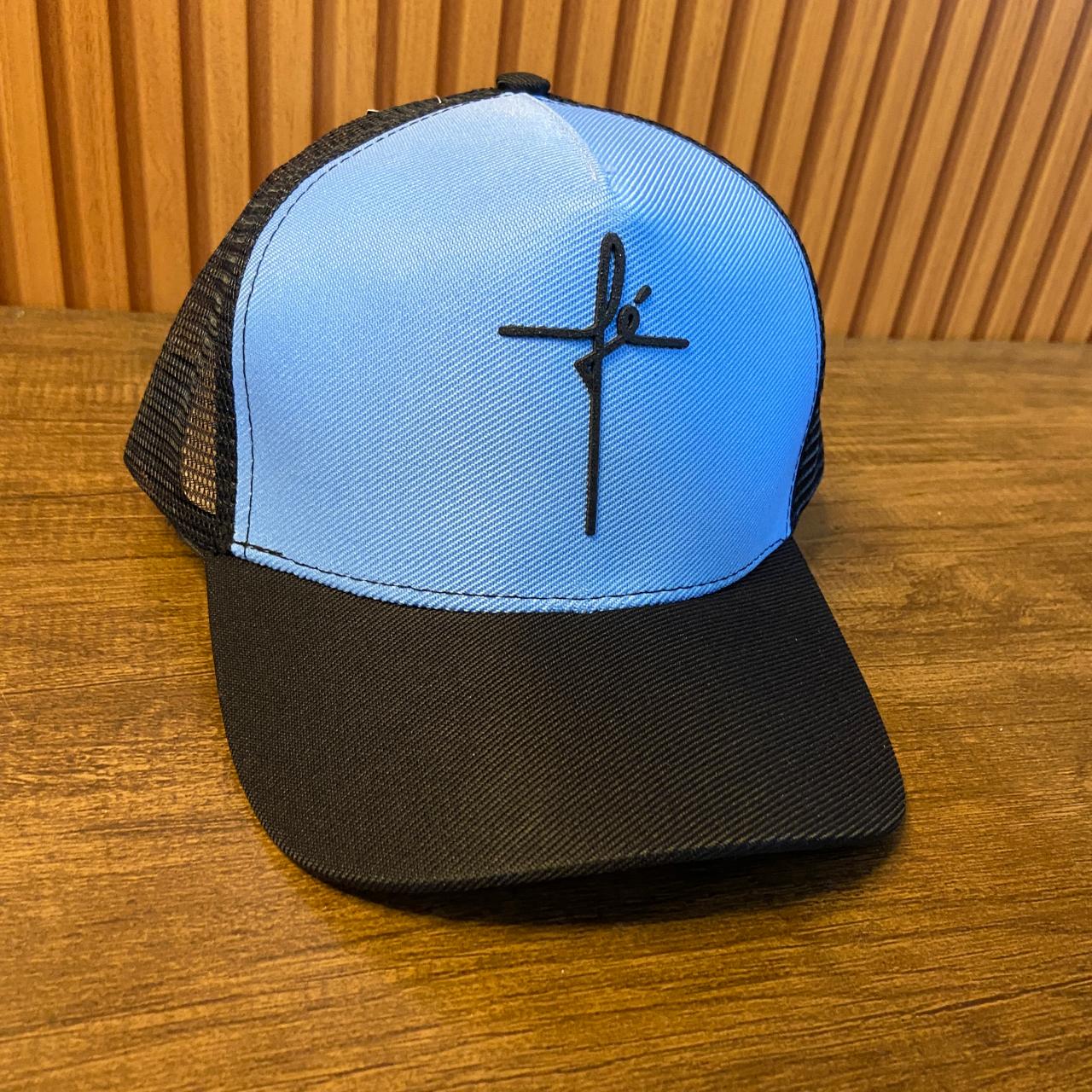 BONÉ FÉ AZUL CLARO E PRETO  (1 UNIDADES)
