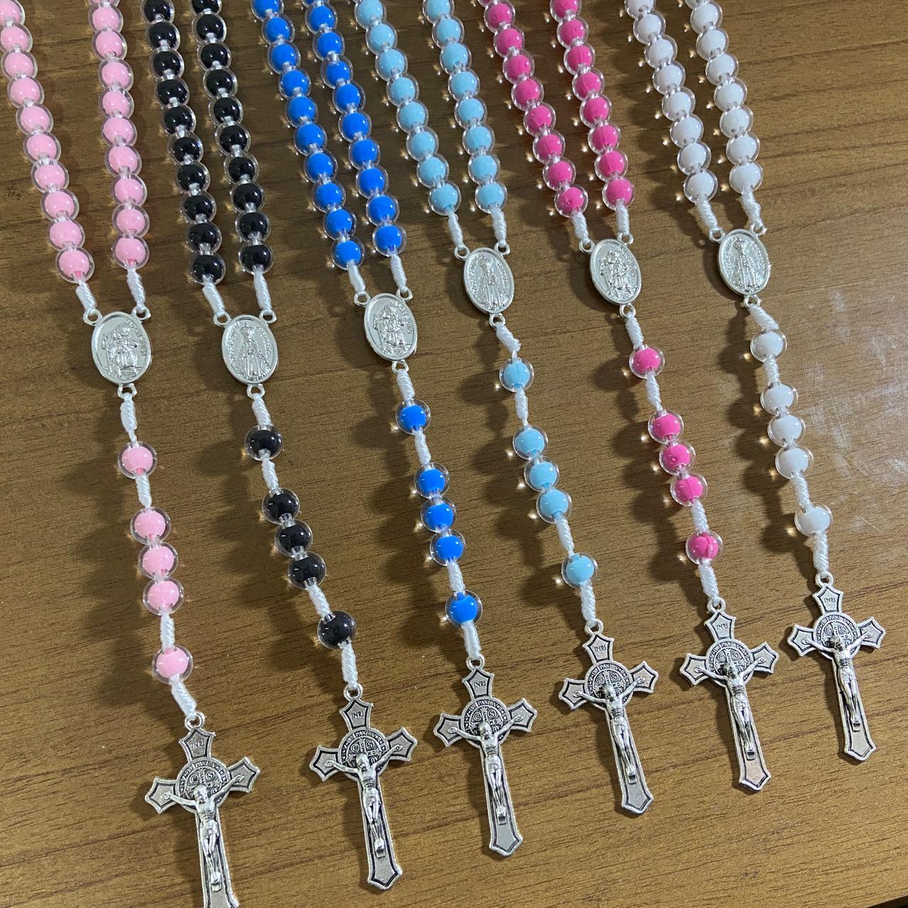 TERÇO NOSSA SENHORA APARECIDA E SÃO CRISTOVÃO CORES SORTIDAS (6 UNIDADES)