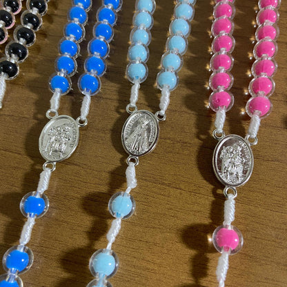 TERÇO NOSSA SENHORA APARECIDA E SÃO CRISTOVÃO CORES SORTIDAS (6 UNIDADES)