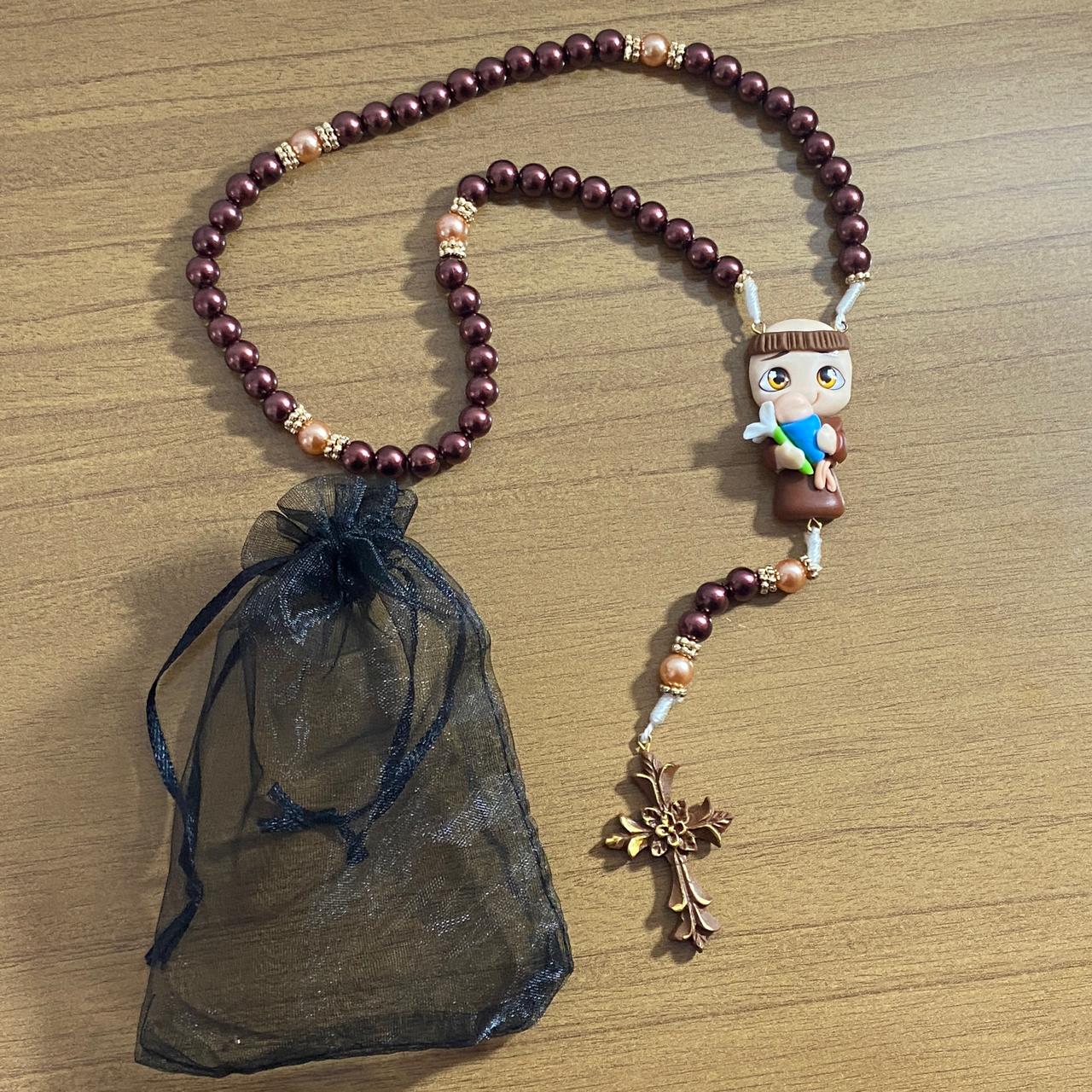 TERÇO PÉROLA MARROM SANTO ANTÔNIO DE BISCUIT (1 UNIDADE)