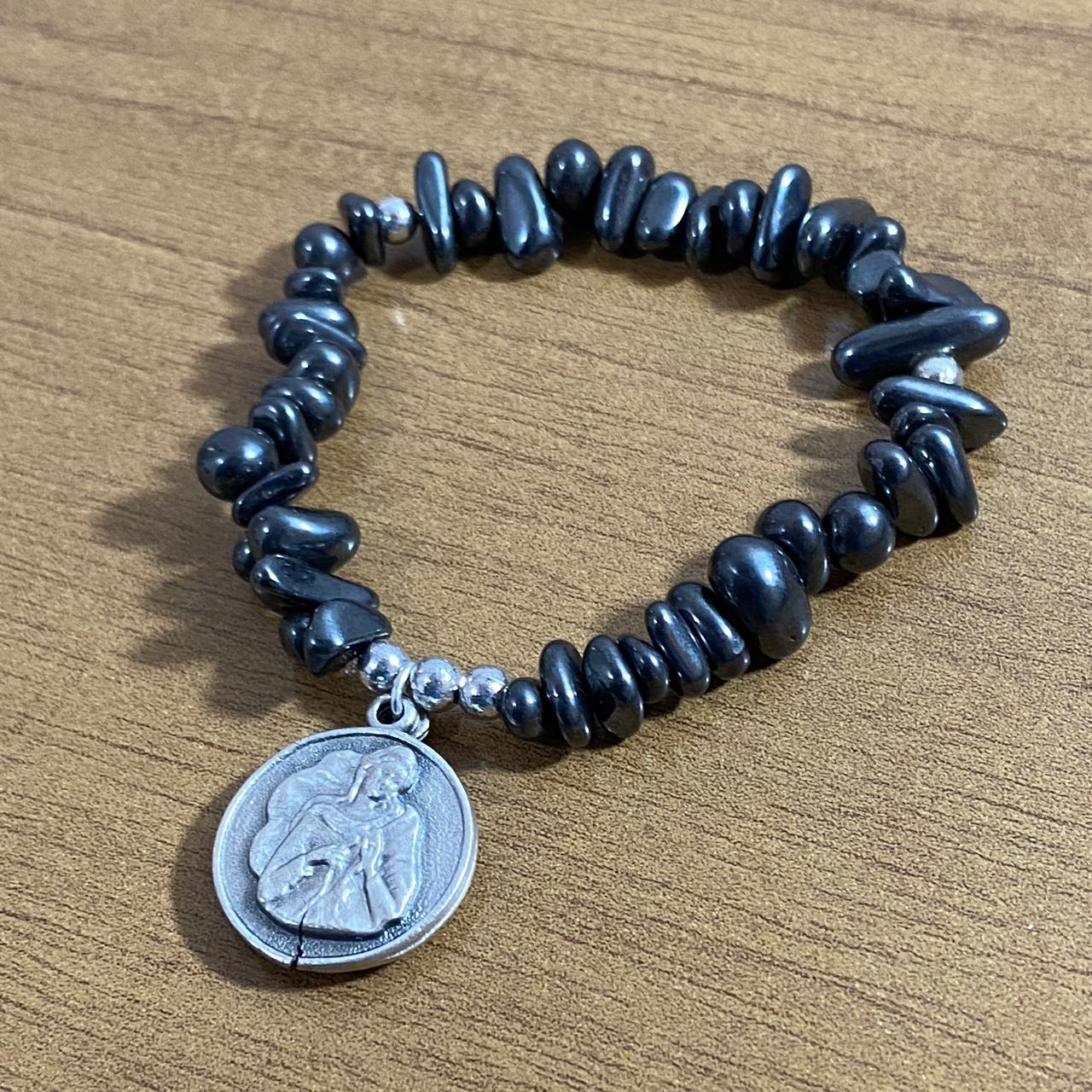 PULSEIRA HEMATITA NOSSA SENHORA  DESATADORA DOS NÓS E DIVINO ESÍRITO SANTO  ( 1 UNIDADE)
