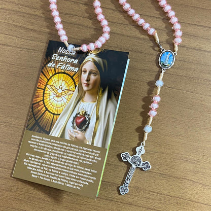 TERÇO ACRÍLICO ROSA COM FECHO NOSSA SENHORA DE FÁTIMA 08MM (1 UNIDADE)