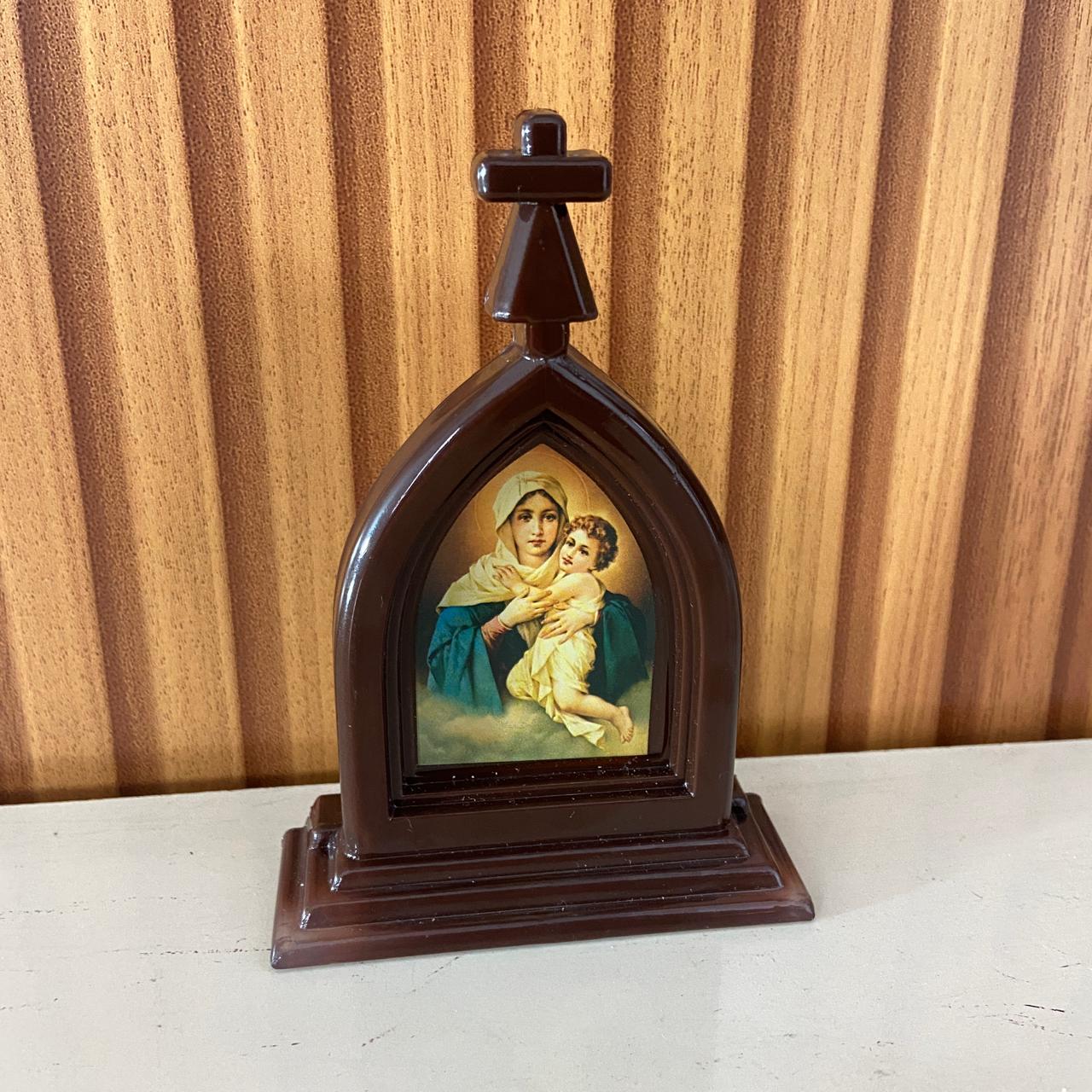 CAPELA ACRÍLICA P MÃE RAINHA MARROM 12x8,5CM (1 UNIDADE)