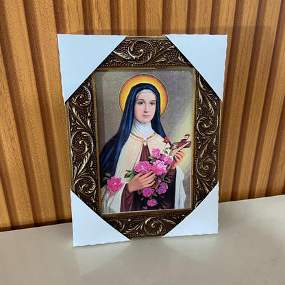 QUADRO COM MOLDURA RESINADO SANTA TERESINHA 20,5X15,5 (1 UNIDADE)