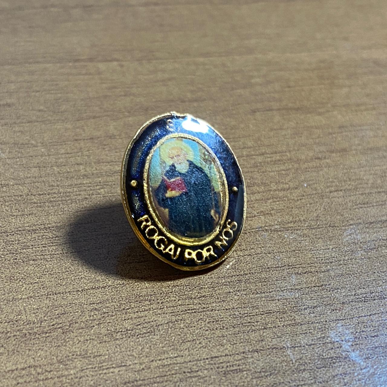 BOTOM DOURADO RESINADO SÃO BENTO (6 UNIDADES)