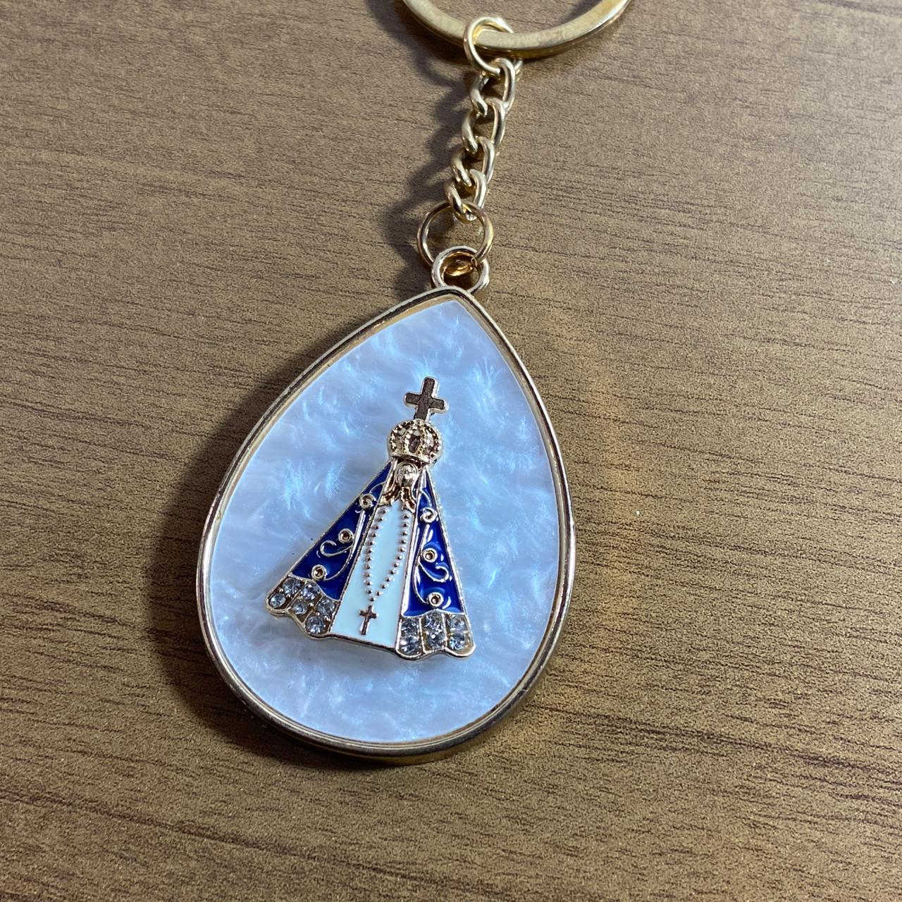 CHAVEIRO LUXO NOSSA SENHORA APARECIDA GOTA MADREPÉROLA (6 UNIDADES)