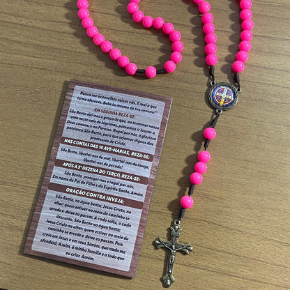 TERÇO PÉROLA ROSA CAMPISTA MEDALHA SÃO BENTO 10MM (1 UNIDADE)