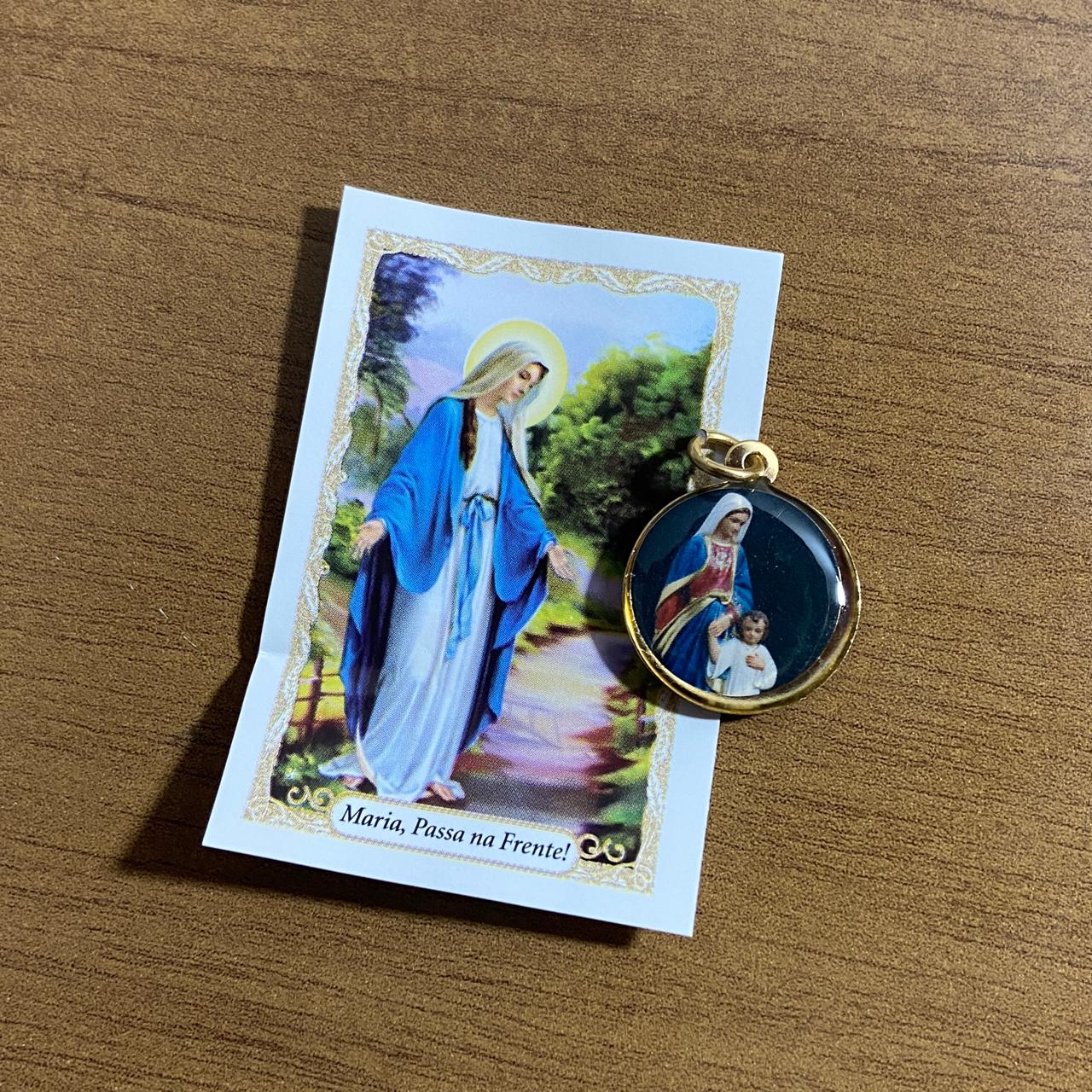 MEDALHA DUPLA FACE MARIA PASSA A FRENTE (12 UNIDADES)