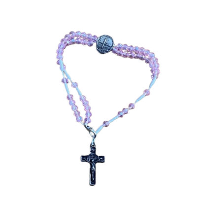 TERÇO PULSEIRA CRISTAL DUAS MEDALHAS ROSA TRANSPARENTE  (3 UNIDADES)