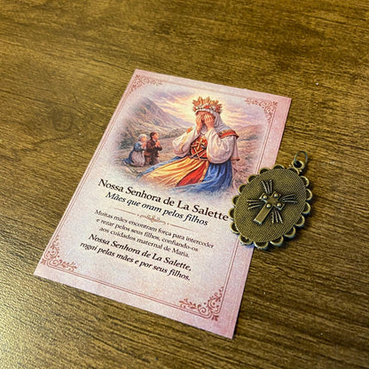 MEDALHA OURO VELHO RESINADA NOSSA SENHORA DE SALETTE (01 UNIDADE)