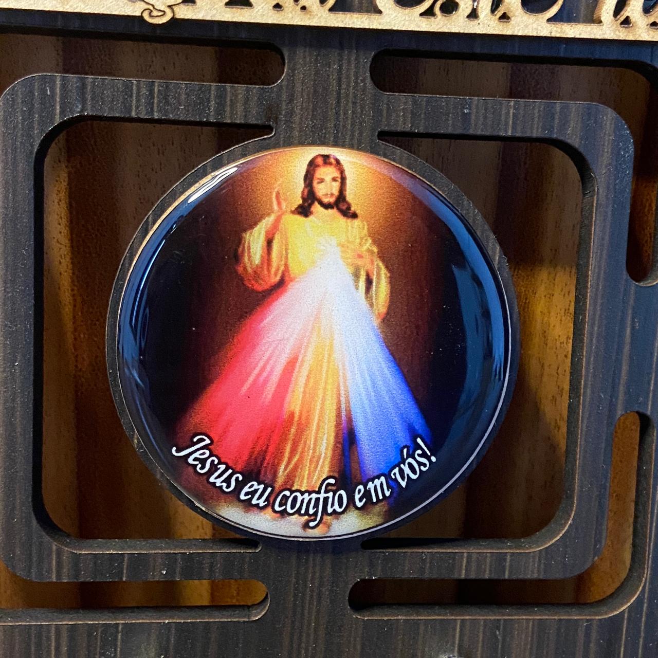 PORTA CHAVE VAZADO RESINADO JESUS MISERICORDIOSO 14CM (1 UNIDADE)