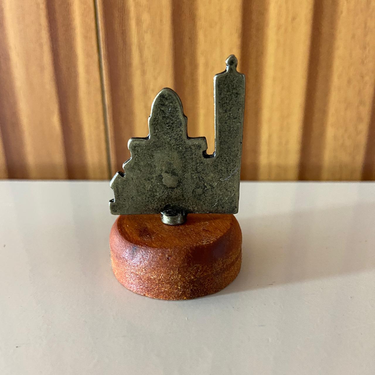 IMAGEM DE MESA METAL OURO VELHO BASÍLICA DE NOSSA SENHORA APARECIDA BASE DE MADEIRA 4,7CM (1 UNIDADE)