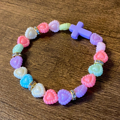 PULSEIRA INFANTIL CORAÇÃO COLORIDO COM CRUZ  (0 UNIDADES)