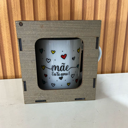 CANECA DE PORCELANA MÃE EU TE AMO COM CAIXA MDF (1 UNIDADE)