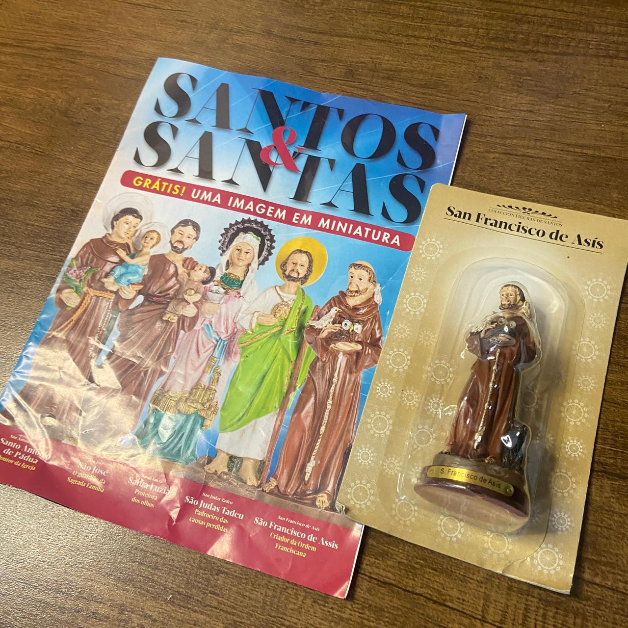 IMAGEM DE RESINA IMPORTADA SÃO FRANCISCO 11,5CM + REVISTA  (1 UNIDADE)