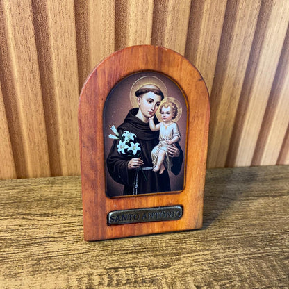 ADORNO DE MESA MADEIRA RESINADA SANTO ANTÔNIO 11CM (1 UNIDADE)