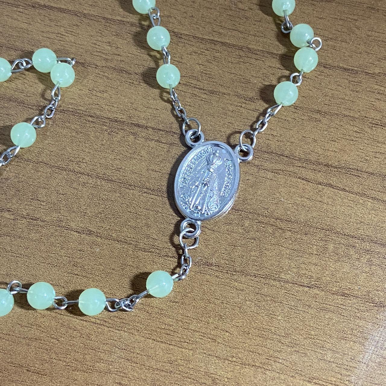 TERÇO FLUORESCENTE NOSSA SENHORA APARECIDA E SÃO CRISTOVÂO 6MM (6 UNIDADES)