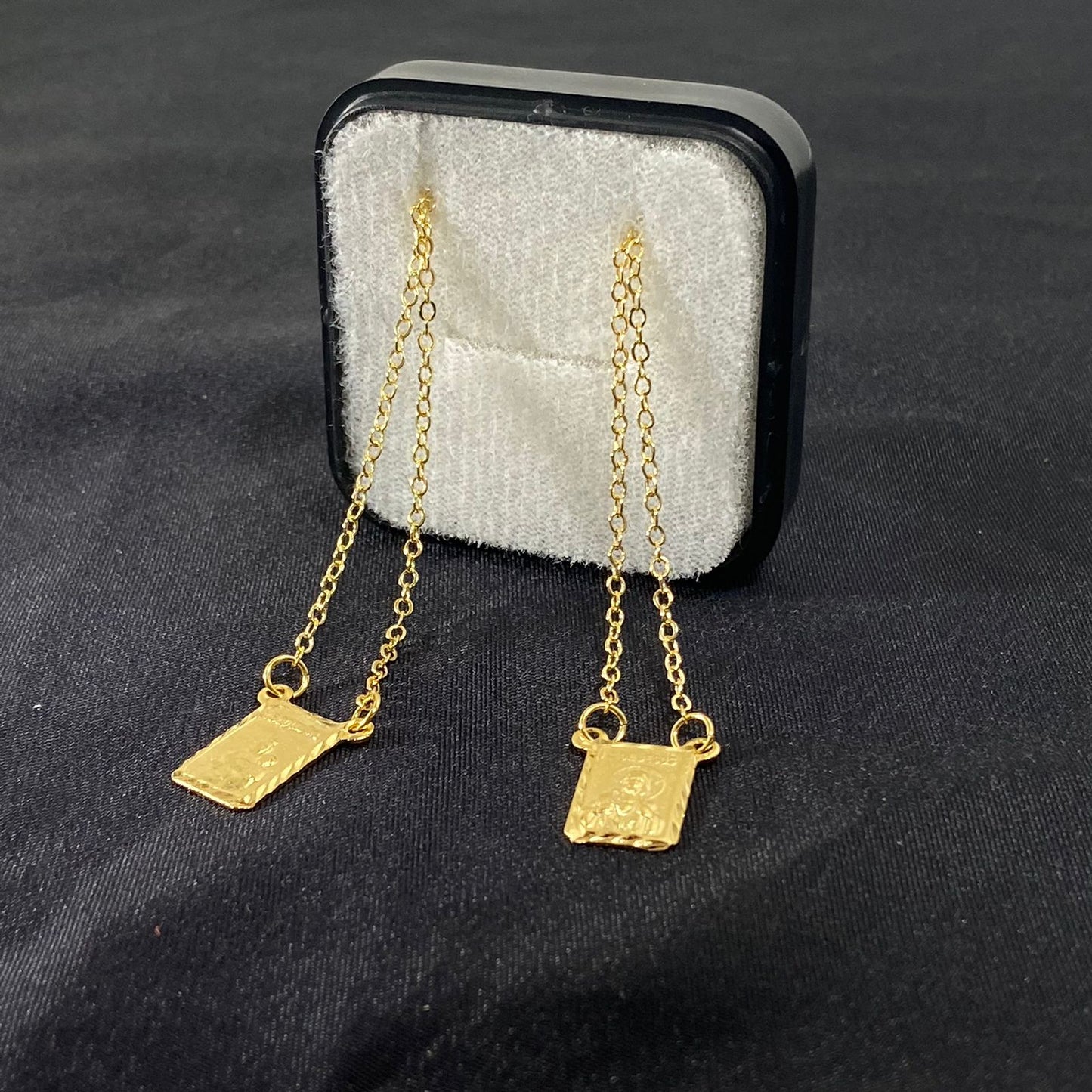 ESCAPULÁRIO DOURADO SAGRADO CORAÇÃO DE JESUS E NOSSA SENHORA DO CARMO M  (3 UNIDADES)