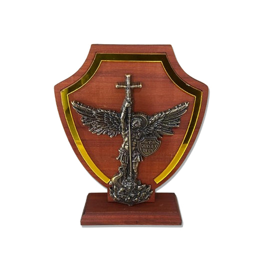 ADORNO DE MESA MADEIRA ESCUDO SÃO MIGUEL ARCANJO  METAL OURO VELHO 20CM (1 UNIDADE)
