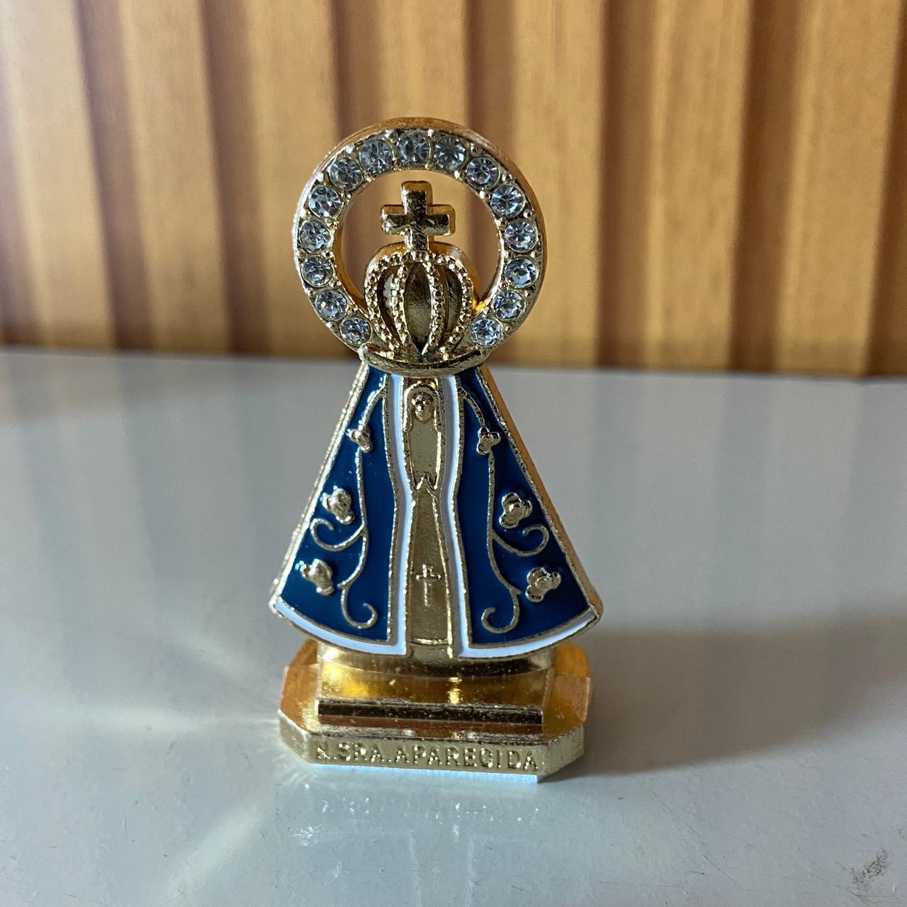 IMAGEM NOSSA SENHORA APARECIDA AUREOLA COM STRASS PARA CARRO MOD3 06CM  (12 UNIDADES)
